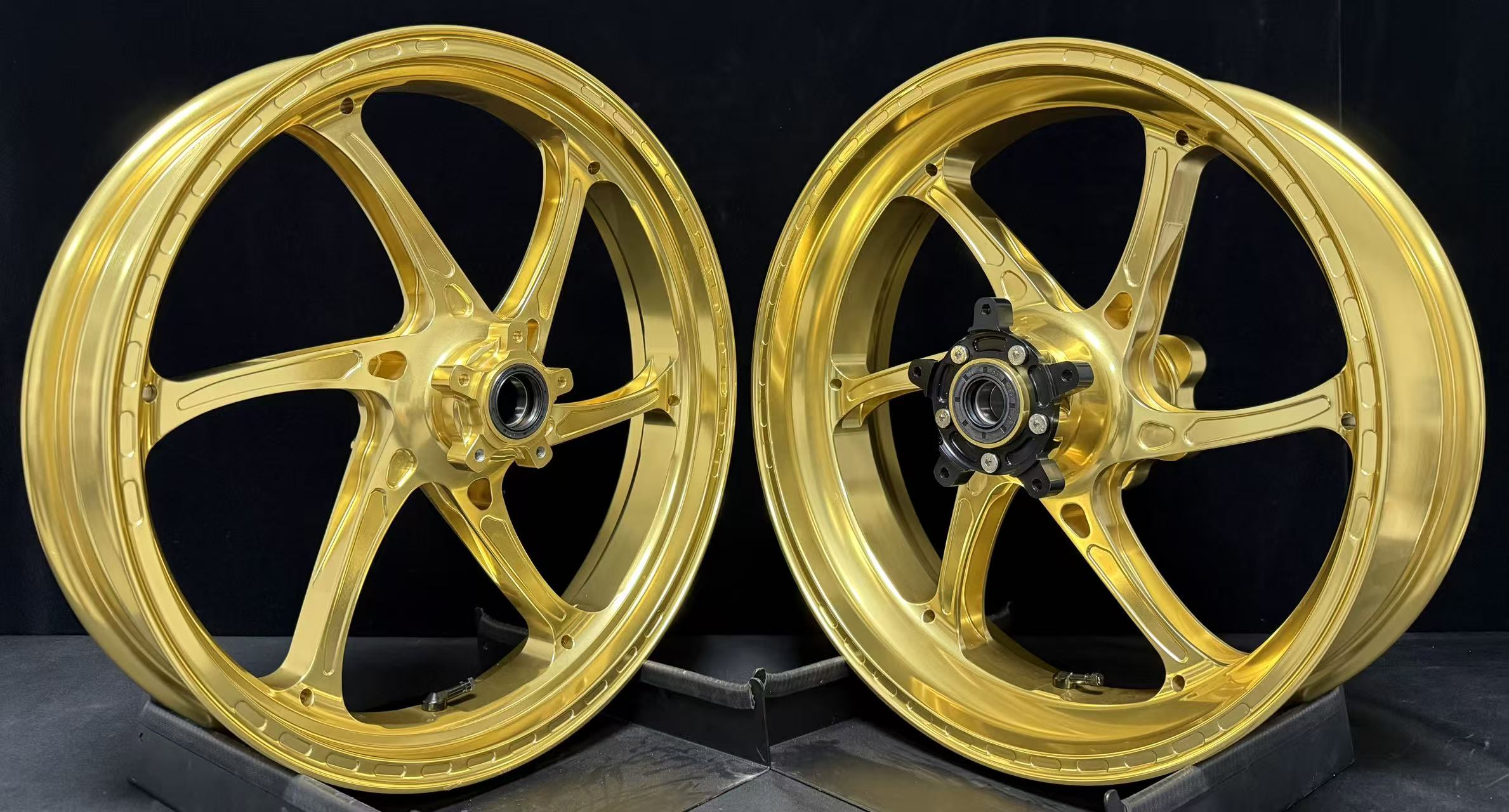 Aluminum Alloy Motorcycle Whee - Motorcycle Parts recension och pris