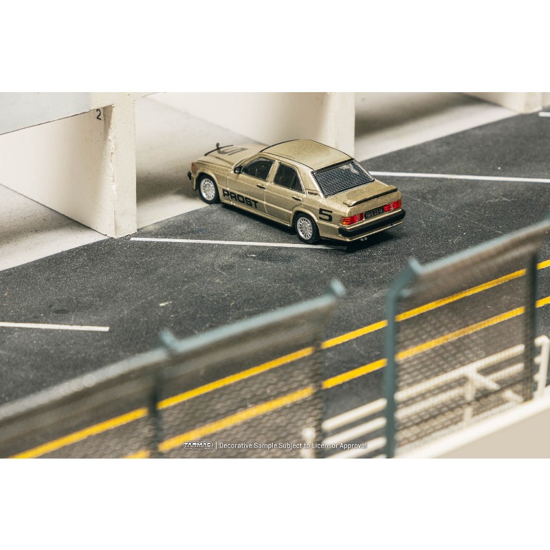 Diecast TW 1:64 Scale Benz 190 - Car Care recension och pris